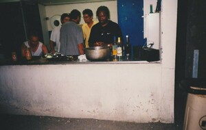 Grillade -15 ans - 1998 - (Photo JM GUIHENEUF)